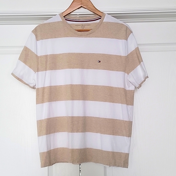 Tommy Hilfiger Men's T-Shirt *Brand New without Tags* - Picture 1 of 4